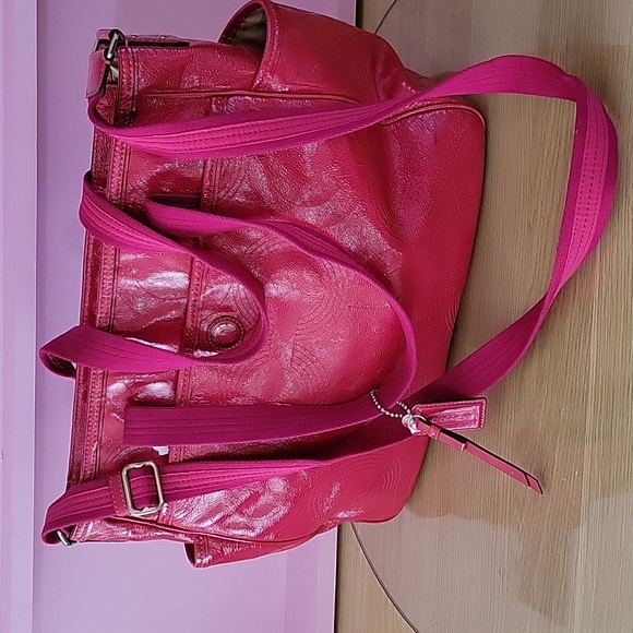 COACH Pink Patent Leather diaper Tote bag🌺💐🌺💐🌺 - Picture 1 of 16